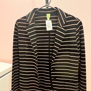 Button front stretch jacket